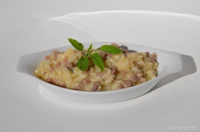 Risotto con salsiccia alla birra