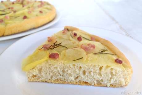 Focaccia Con Patate E Formaggio Ricetta Di Misya