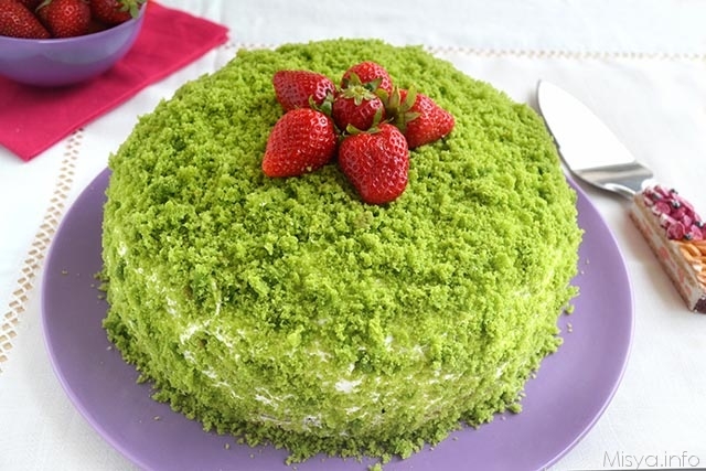 Green cake