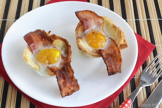 Cestini di uova e bacon